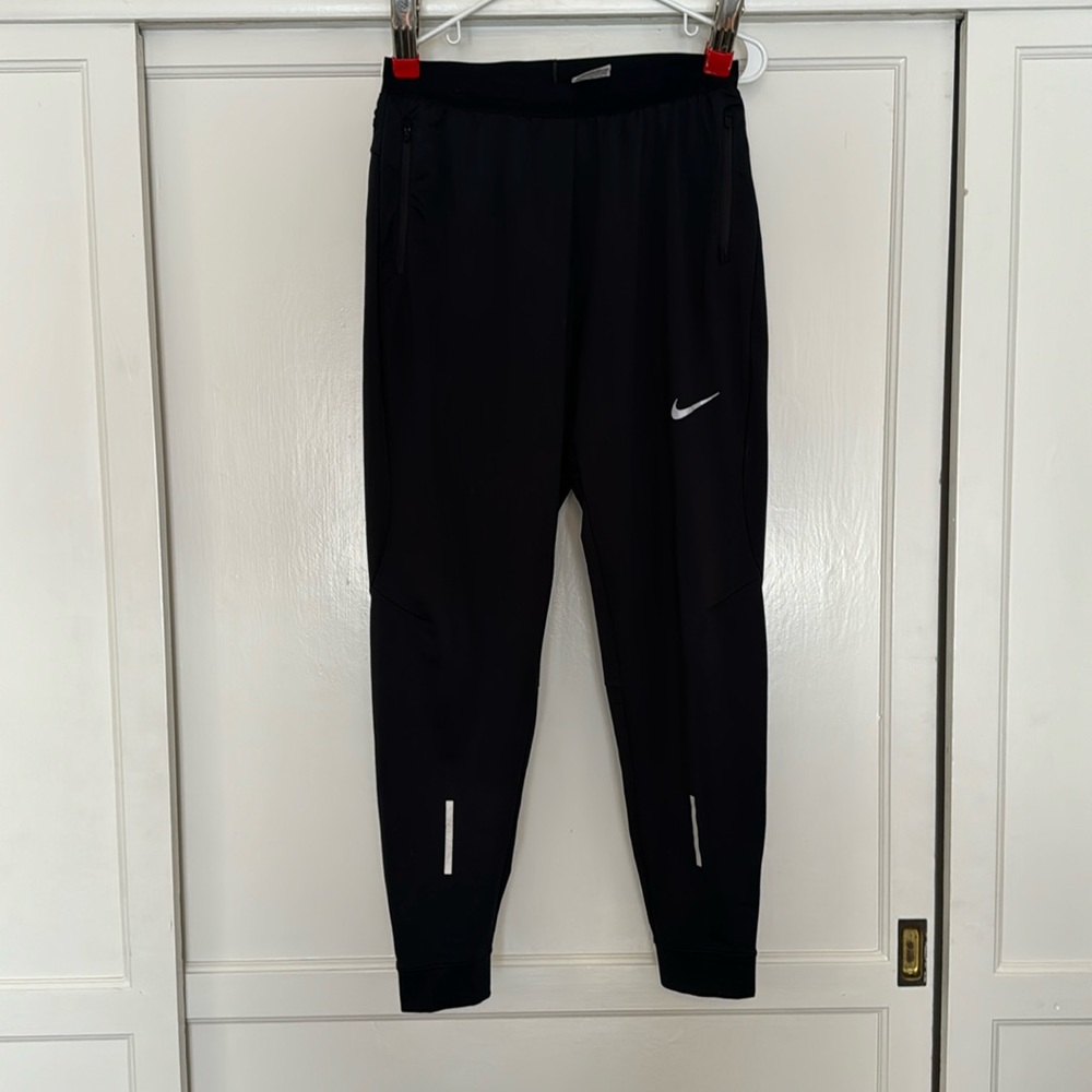 Nike Black Men's Joggers with Reflective Details